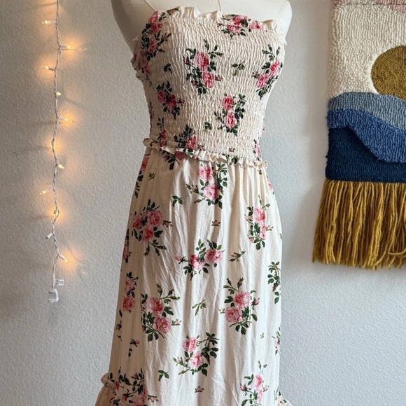 Happy x Nature Women’s XS Dress smocked Floral Boho By Kate Hudson - Picture 2 of 10
